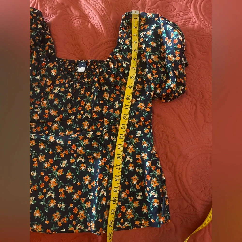 🛍️3 For $10🛍️ Old Navy Floral Puff Sleeve Blouse, Size M